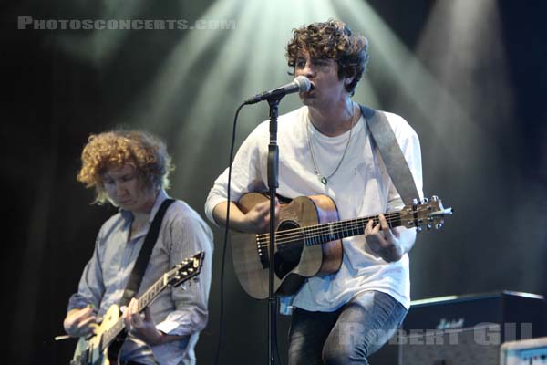 THE KOOKS - 2009-09-12 - LA COURNEUVE - Parc Departemental - Grande Scene - 